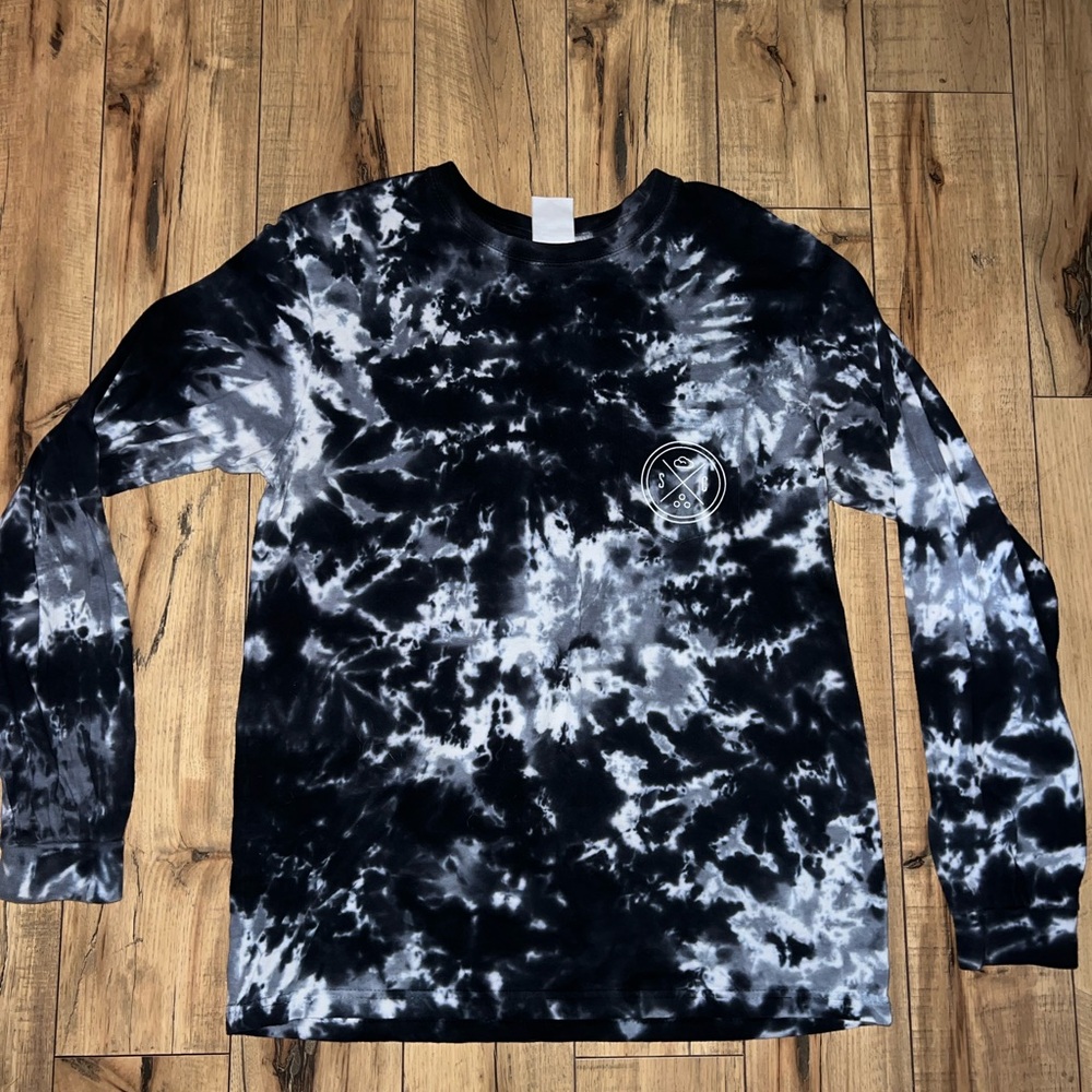 Tie dye long sleeve tee